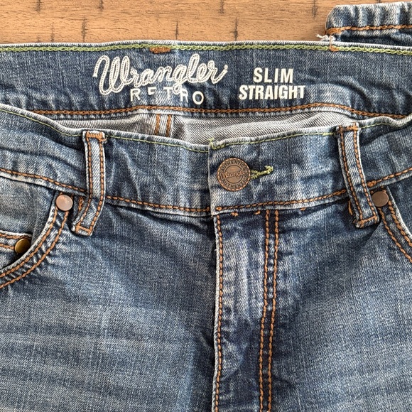 Wrangler Men's Classic Indigo Slim Straight Jeans - Picture 2 of 10